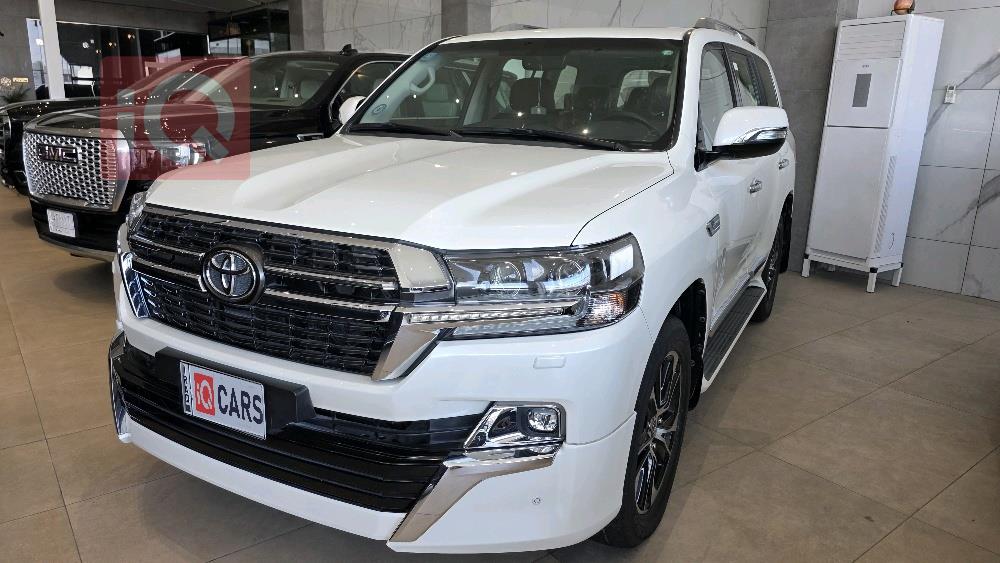 تويوتا لاندكروزر